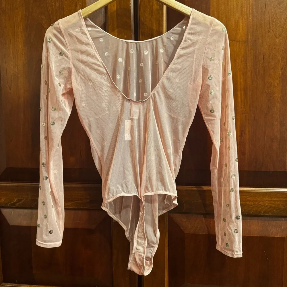 NWT Victoria’s Secret Bodysuit Sheer Peach Gold Sequin Dots Size M